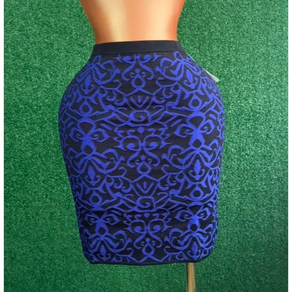 Carmen Marc Valvo Women’s A-Line Skirt Blue Size M